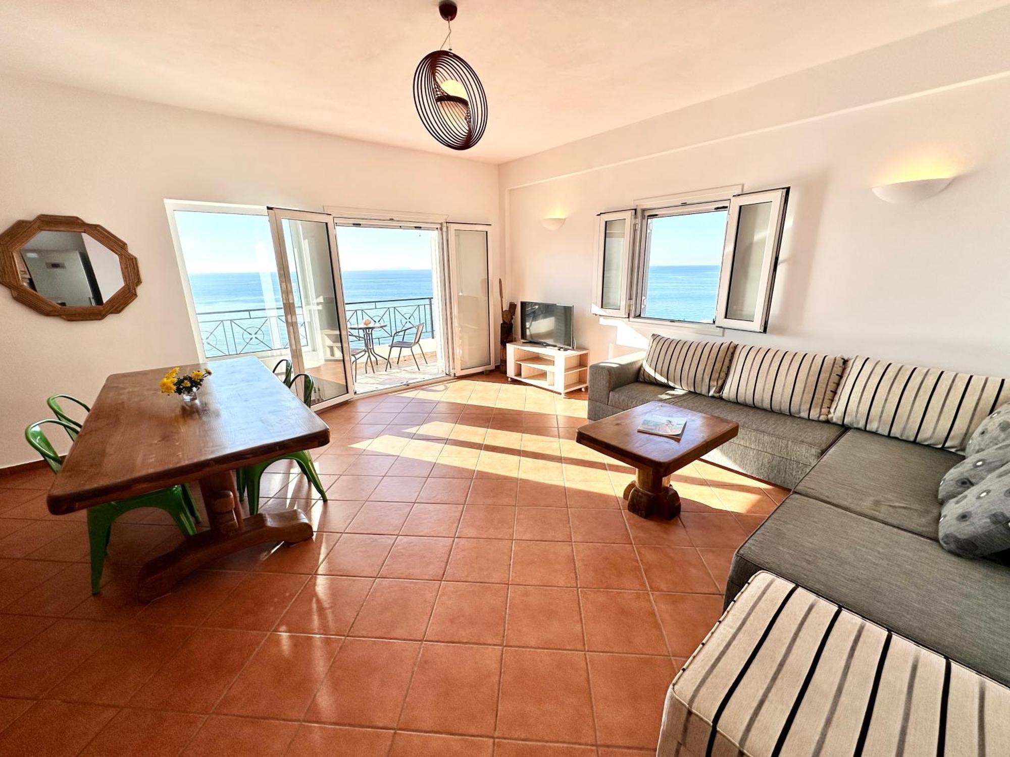 Roumers Himara Himare Exterior foto